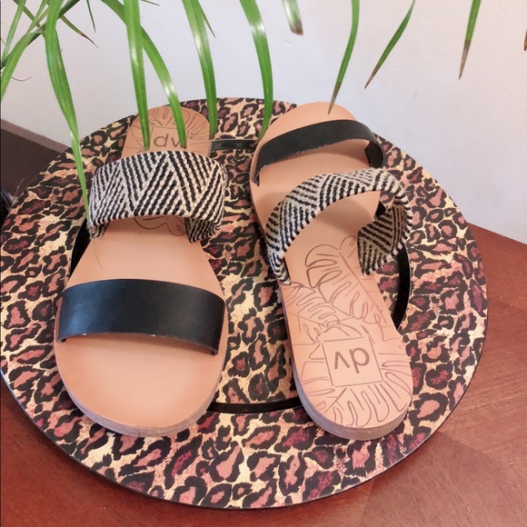 Tribe slides - Picture 1 of 3